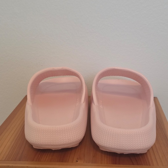 NWOT The Cloudies - Pink Original Slides - 7.5 (38-39) - Picture 2 of 7